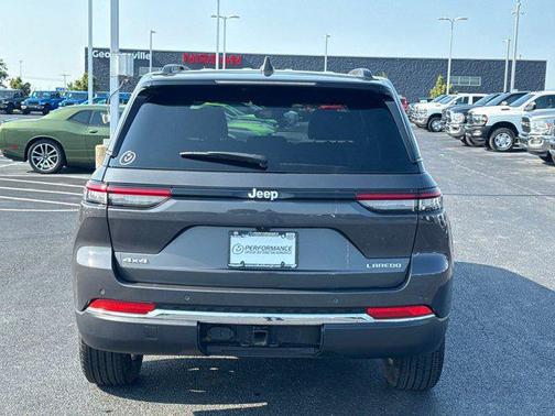 2024 Jeep Grand Cherokee Laredo