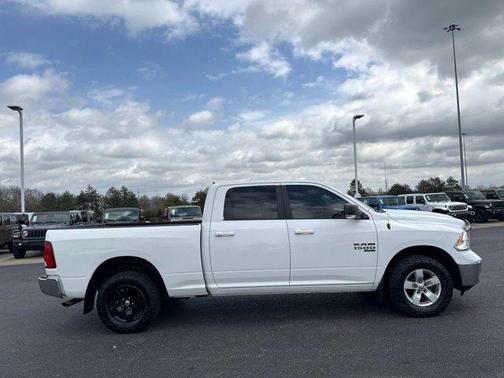 2019 RAM 1500 SLT