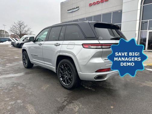 2025 Jeep Grand Cherokee Summit