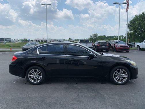 2010 INFINITI G37x Base