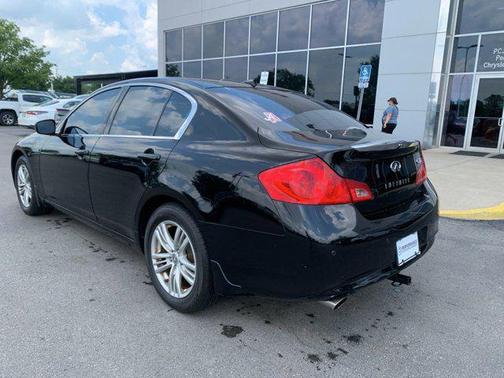2010 INFINITI G37x Base