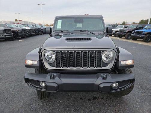 2026 Jeep Gladiator Sport S