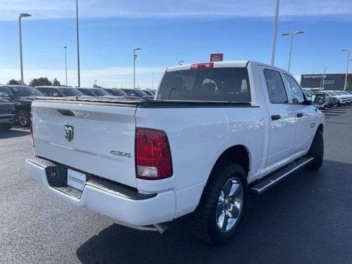 Photo 3 of 27 of 2017 RAM 1500 Express
