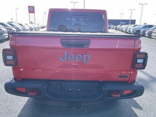 Photo 4 of 31 of 2020 Jeep Gladiator Rubicon