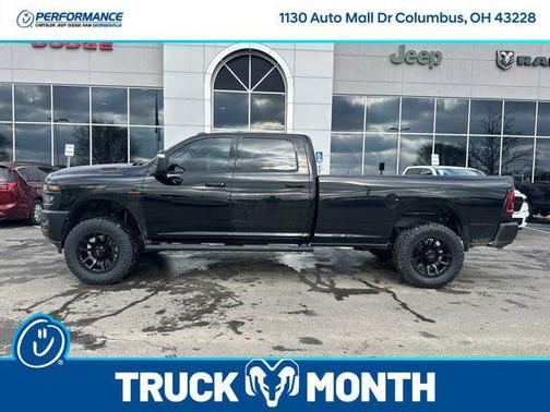 2025 RAM 2500 Tradesman Crew Cab 4x4 8' Box