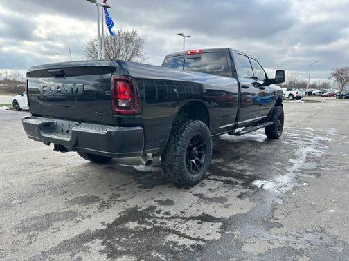 2025 RAM 2500 Tradesman Crew Cab 4x4 8' Box