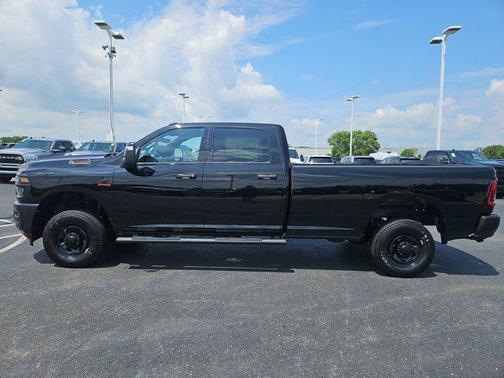 2025 RAM 2500 Tradesman Crew Cab 4x4 8' Box