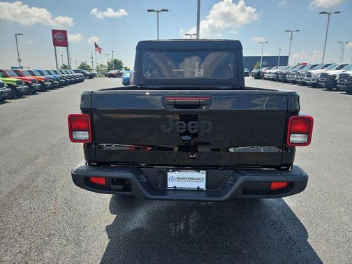 2025 Jeep Gladiator Sport S