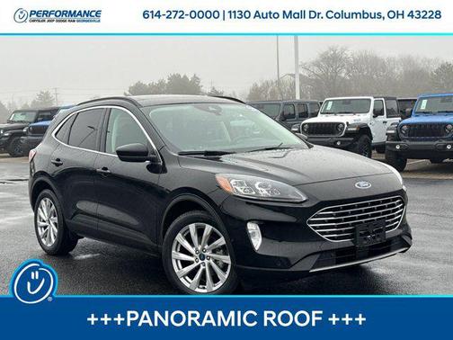 2022 Ford Escape Titanium