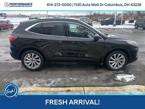 2022 Ford Escape Titanium