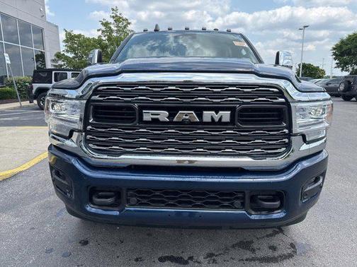 2024 RAM 3500 Limited Mega Cab 4x4 6'4' Box