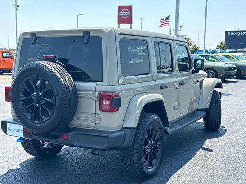 2022 Jeep Wrangler Unlimited 4xe Sahara