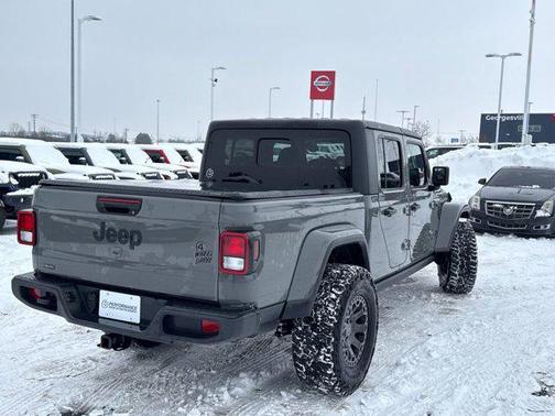 2022 Jeep Gladiator Sport