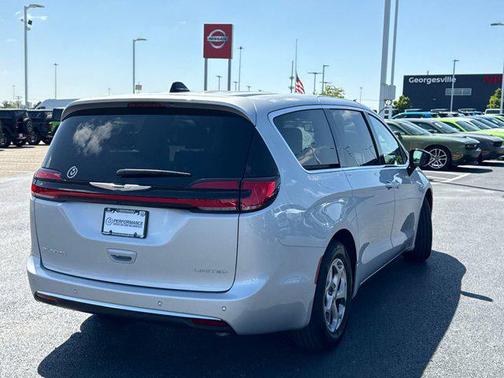 2024 Chrysler Pacifica Limited