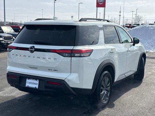 2024 Nissan Pathfinder SV 4WD