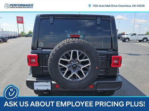 2025 Jeep Wrangler 4-Door Sahara 4x4