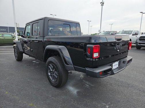 2025 Jeep Gladiator Sport S