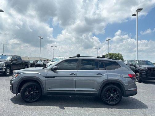 2023 Volkswagen Atlas 3.6L SEL
