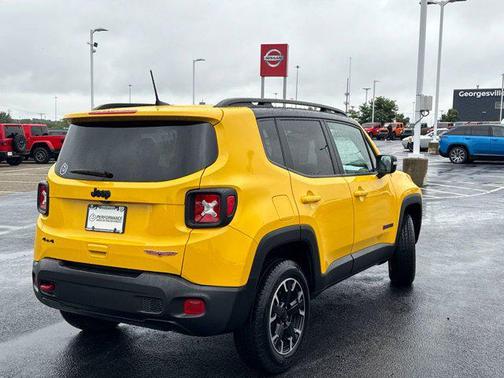 2023 Jeep Renegade Trailhawk