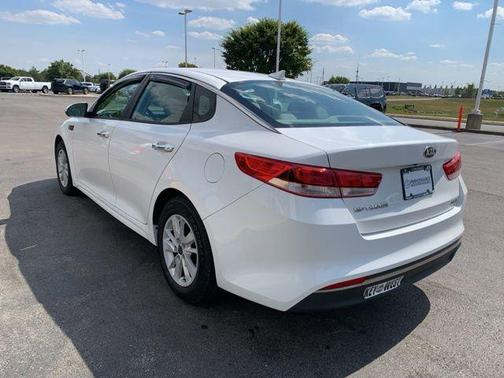 2017 Kia Optima LX