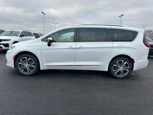 2026 Chrysler Pacifica L