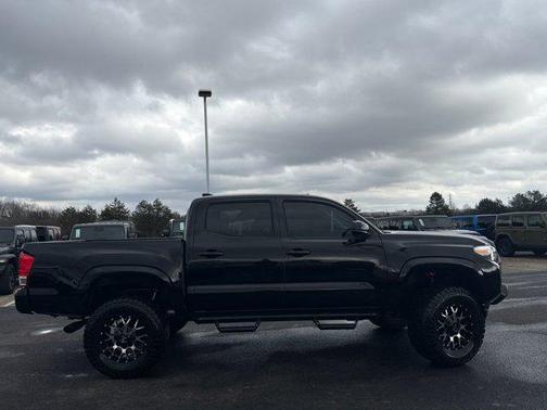 2021 Toyota Tacoma SR