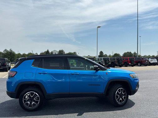 2024 Jeep Compass Trailhawk