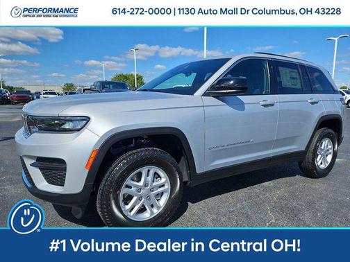 2025 Jeep Grand Cherokee Laredo