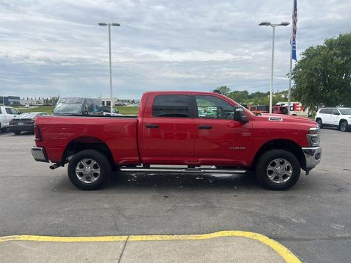 Flame Red Clearcoat 2026 RAM 2500 Big Horn Crew Cab 4x4 6'4' Box