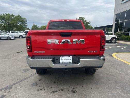 Flame Red Clearcoat 2026 RAM 2500 Big Horn Crew Cab 4x4 6'4' Box