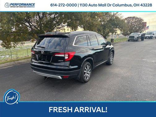 2022 Honda Pilot AWD Black Edition