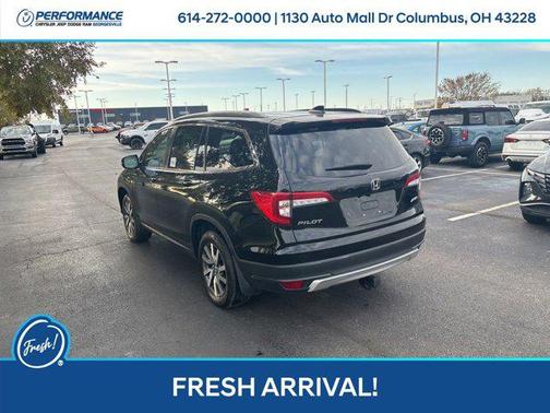 2022 Honda Pilot AWD Black Edition