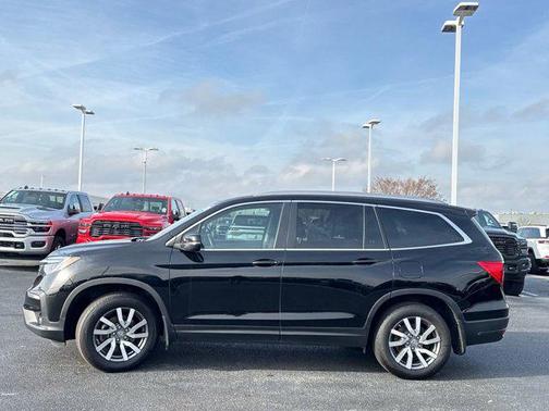 2022 Honda Pilot AWD Black Edition
