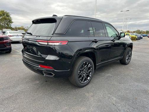2025 Jeep Grand Cherokee Summit
