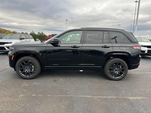 2025 Jeep Grand Cherokee Summit