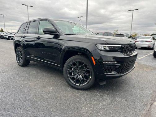 2025 Jeep Grand Cherokee Summit