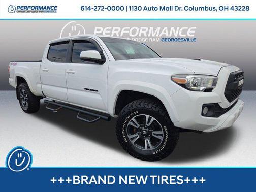 Super White 2016 Toyota Tacoma TRD Sport