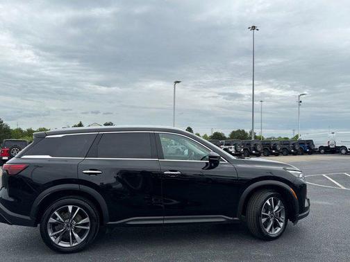 2024 INFINITI QX60 Luxe