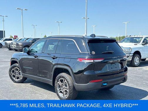 2022 Jeep Grand Cherokee 4xe Trailhawk