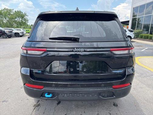 2022 Jeep Grand Cherokee 4xe Trailhawk