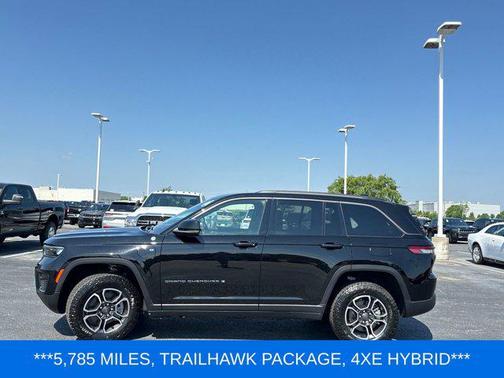 2022 Jeep Grand Cherokee 4xe Trailhawk