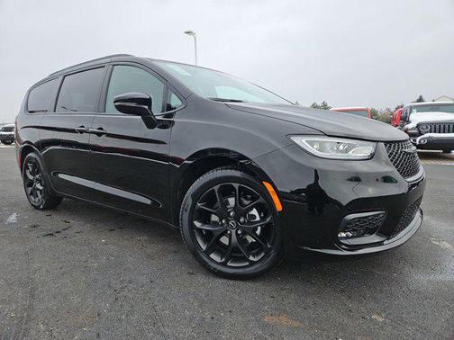 2026 Chrysler Pacifica L