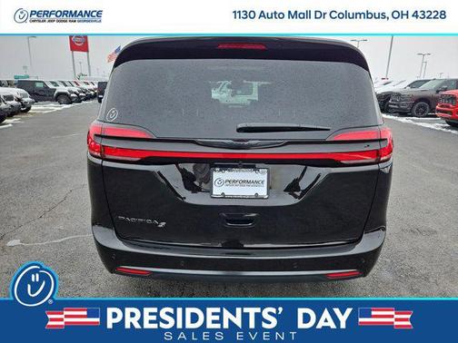 2026 Chrysler Pacifica L