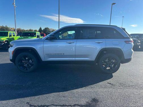 2025 Jeep Grand Cherokee Altitude