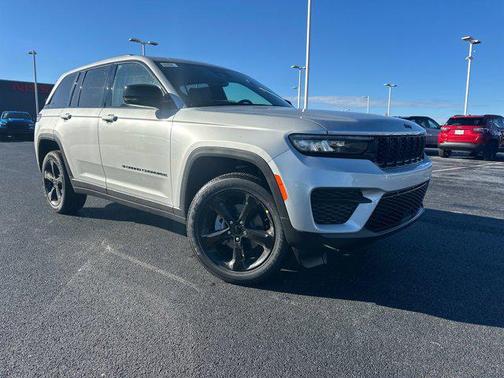 2025 Jeep Grand Cherokee Altitude