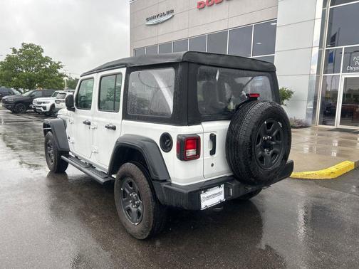 Bright White Clearcoat 2024 Jeep Wrangler Sport