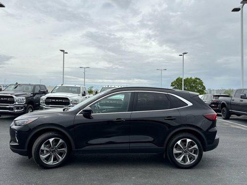 2023 Ford Escape Platinum