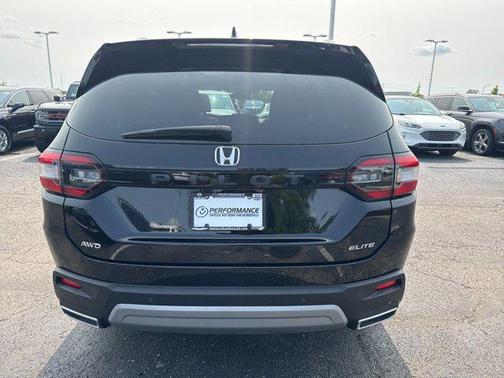 2023 Honda Pilot AWD Elite