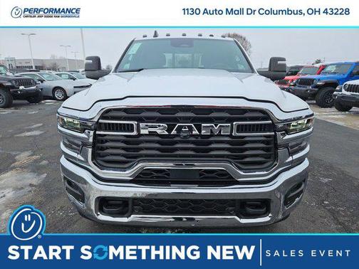 2026 RAM 2500 Tradesman Crew Cab 4x4 6'4' Box