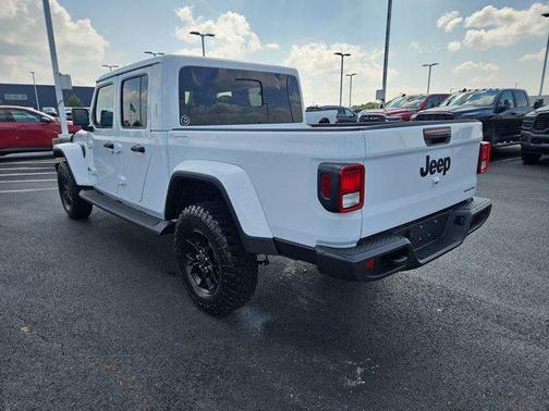 2025 Jeep Gladiator High Tide